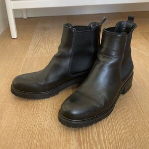 La Canadienne Conner Ankle Boots